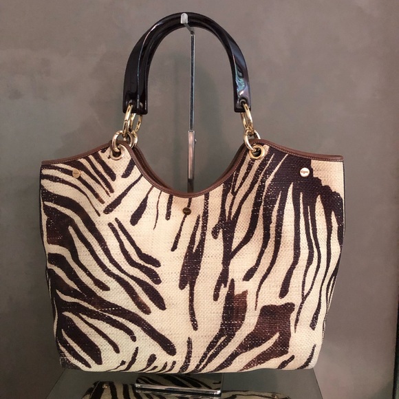 Salvatore Ferragamo Handbags - Salvatore Ferragamo cruise collection raffia bag